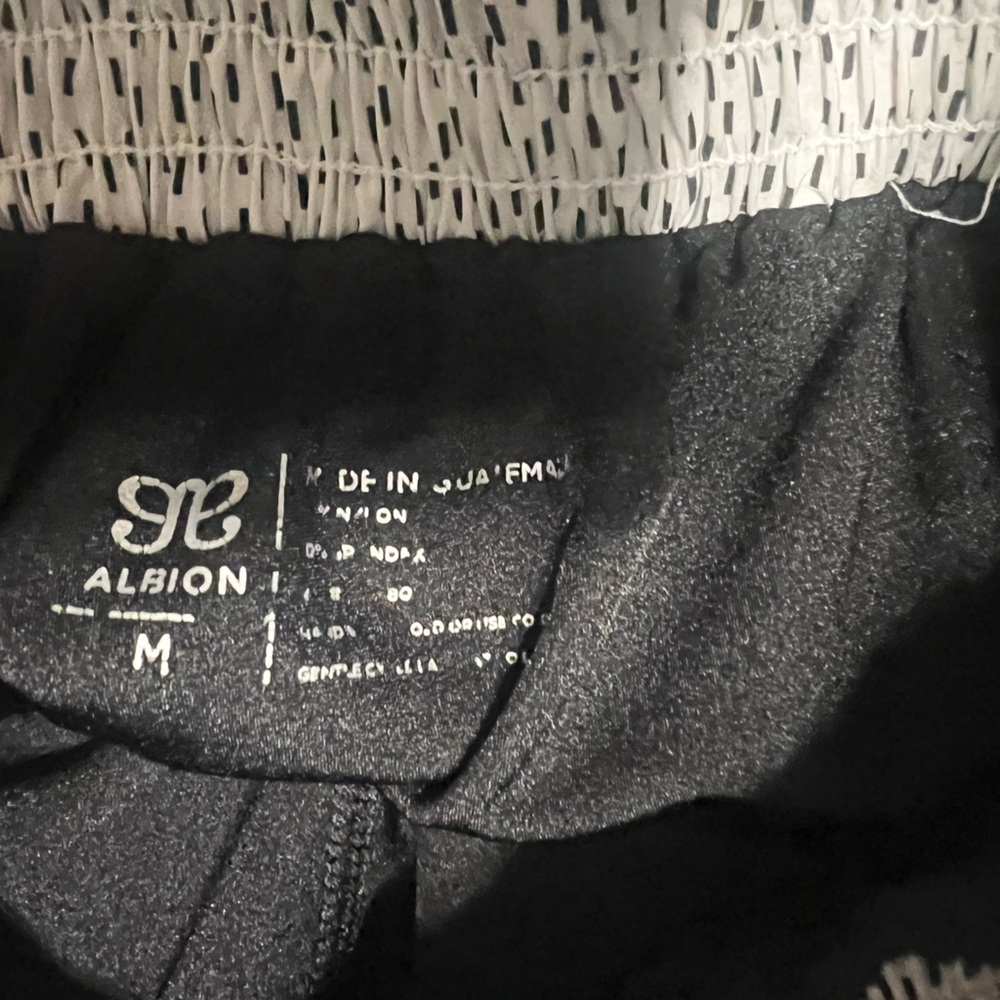 Albion Lunge Shorts Medium View 3